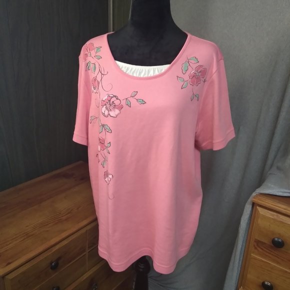 Floral Top size Large - Picture 1 of 16